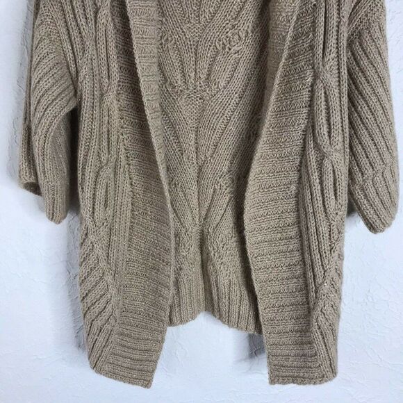 Trina Turk Petite Beige Cardigan Sweater Alpaca Cable Knit Short Sleeve Sz P - Picture 4 of 12